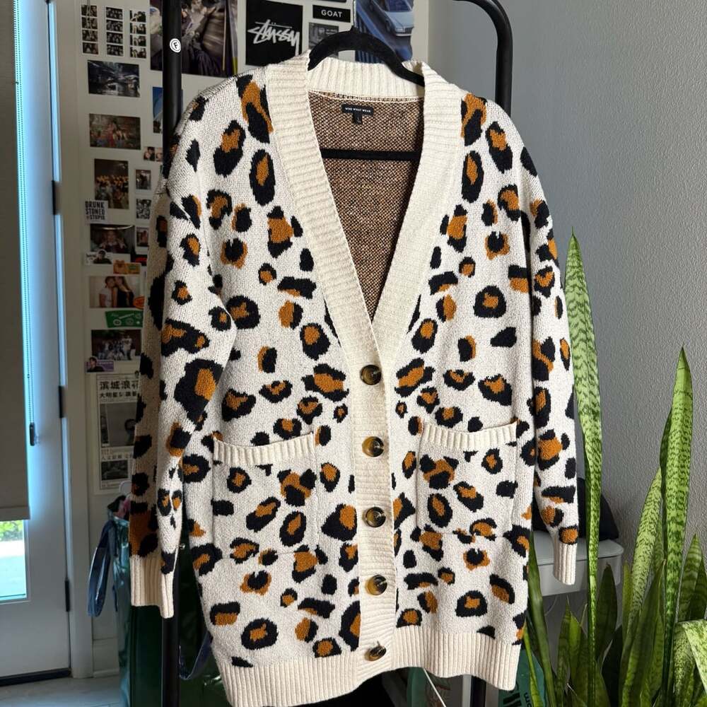 Ladies Leopard Cardigan Sweaters